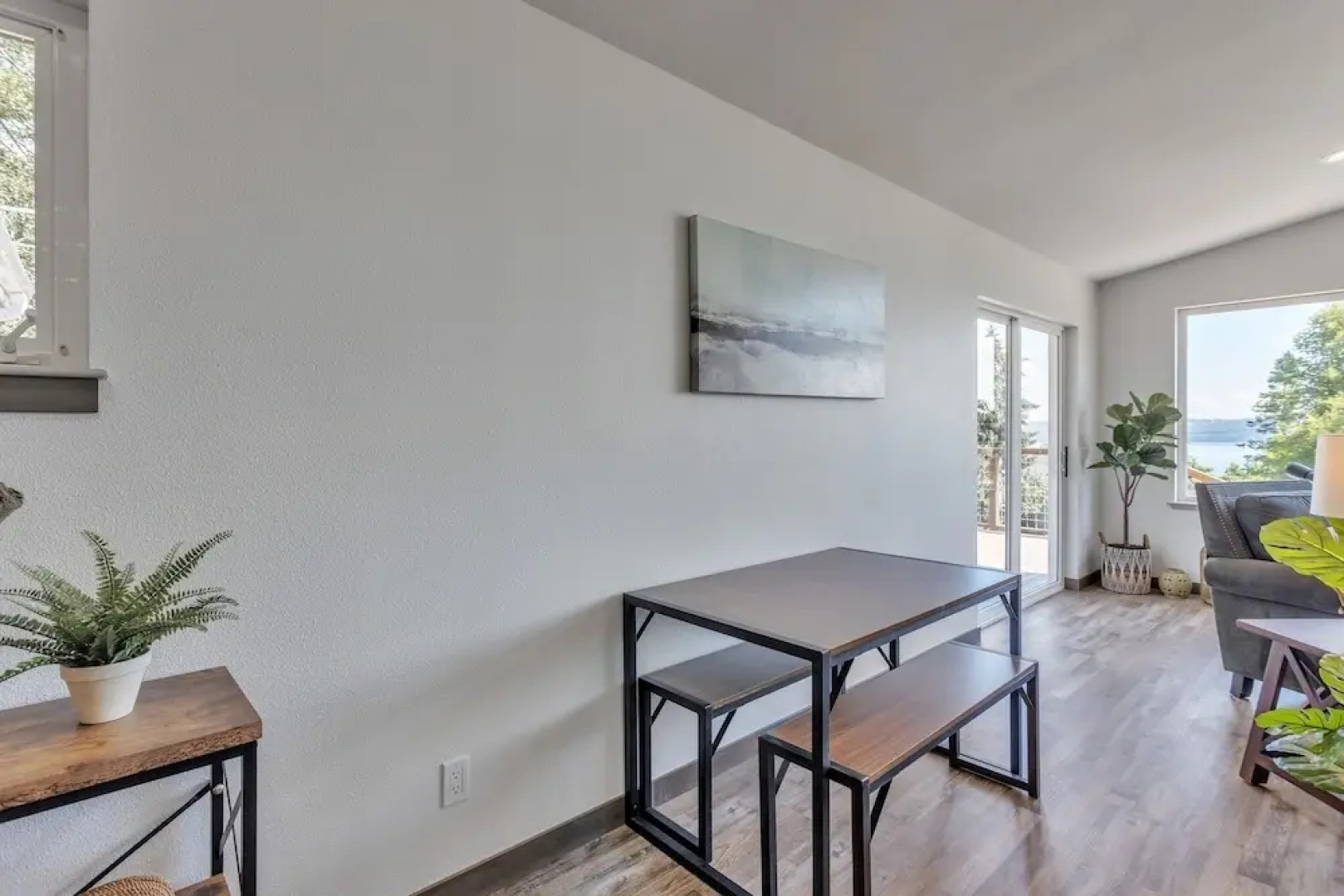 Cranes Landing Hidden Beach Home 3 Bedroom Residence by Redawning