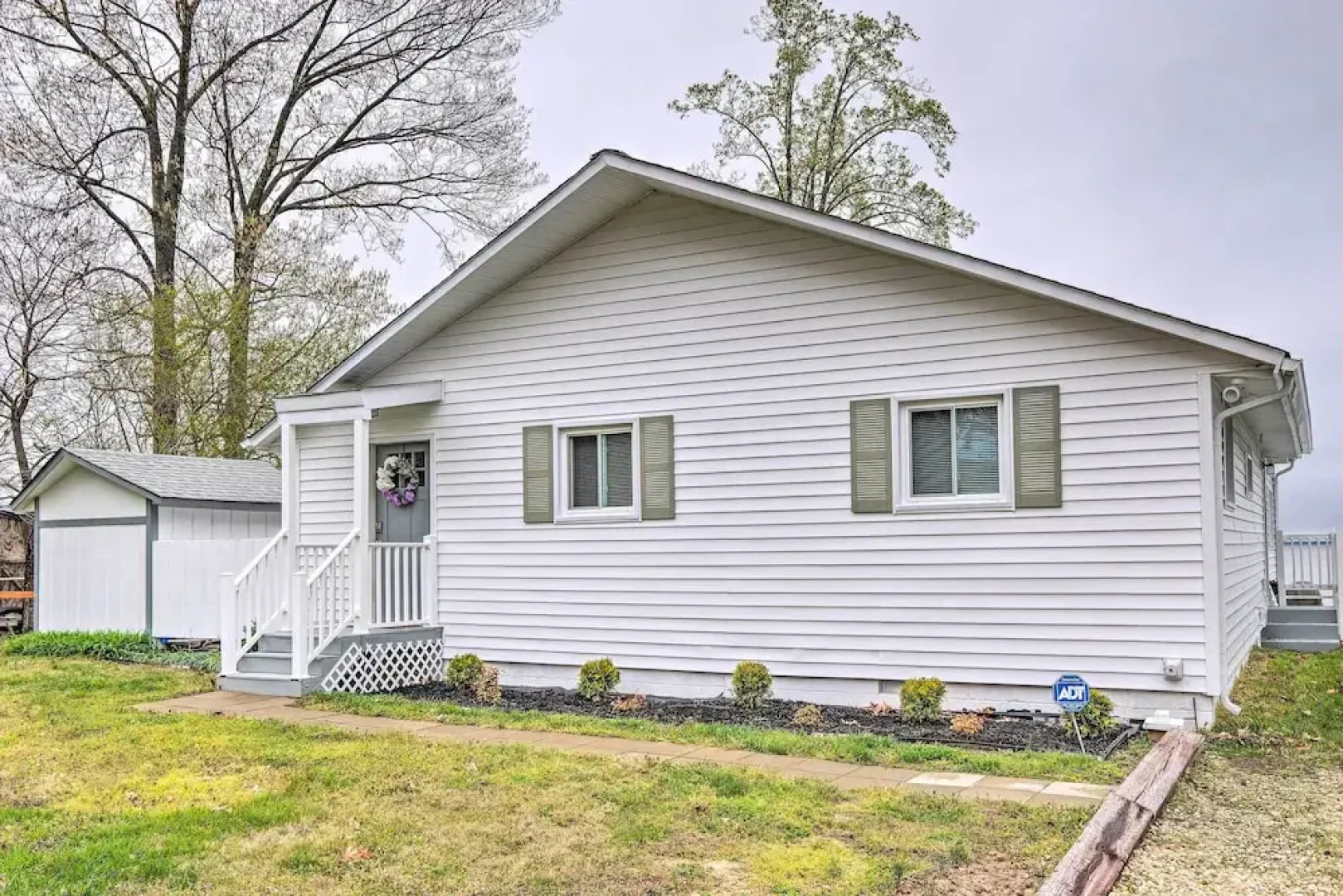 Waterfront Cottage w/ Private Beach + Deck!