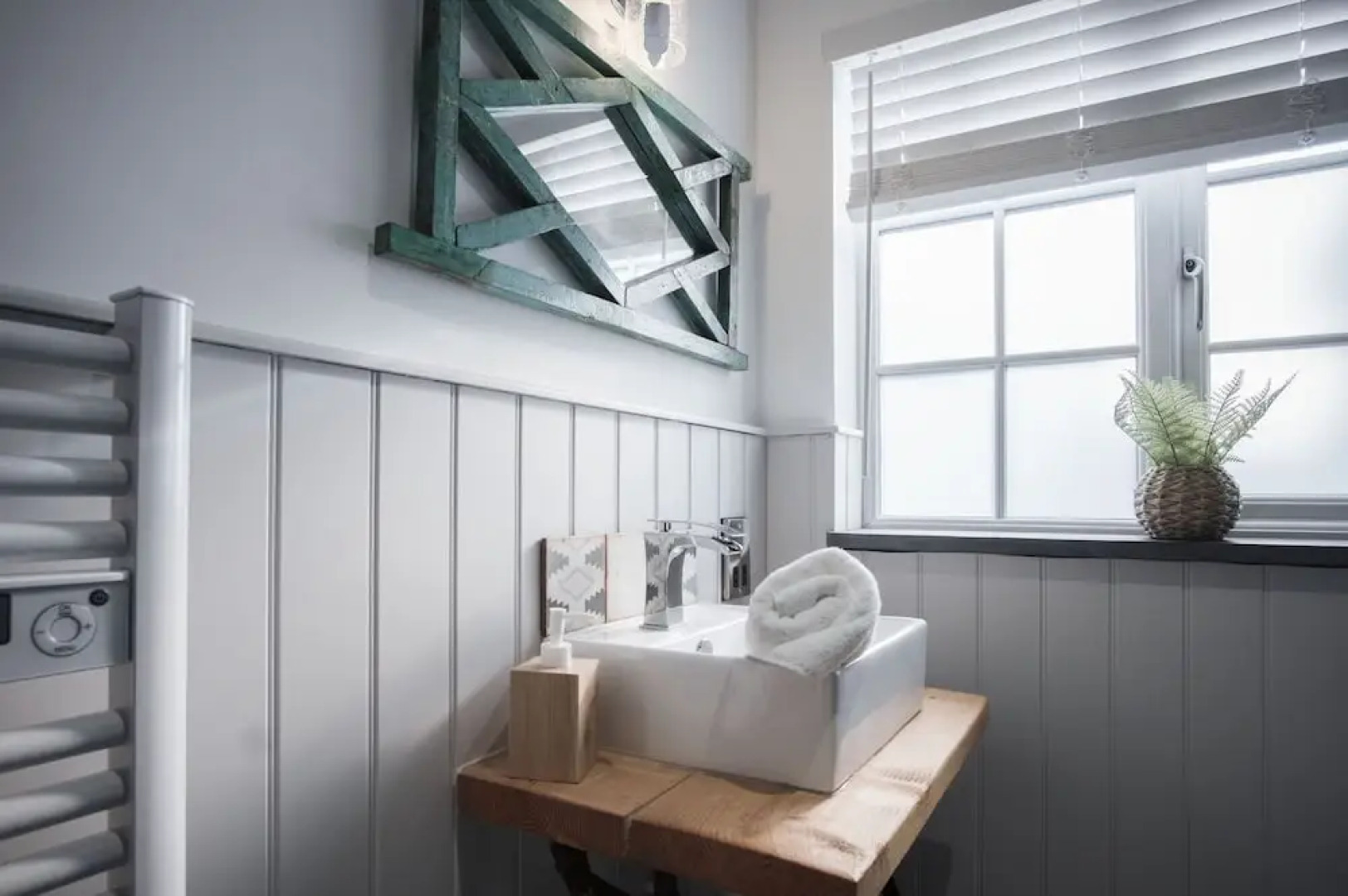 The Old Spa - 2 Bedroom Cottage - Pleasant Valley