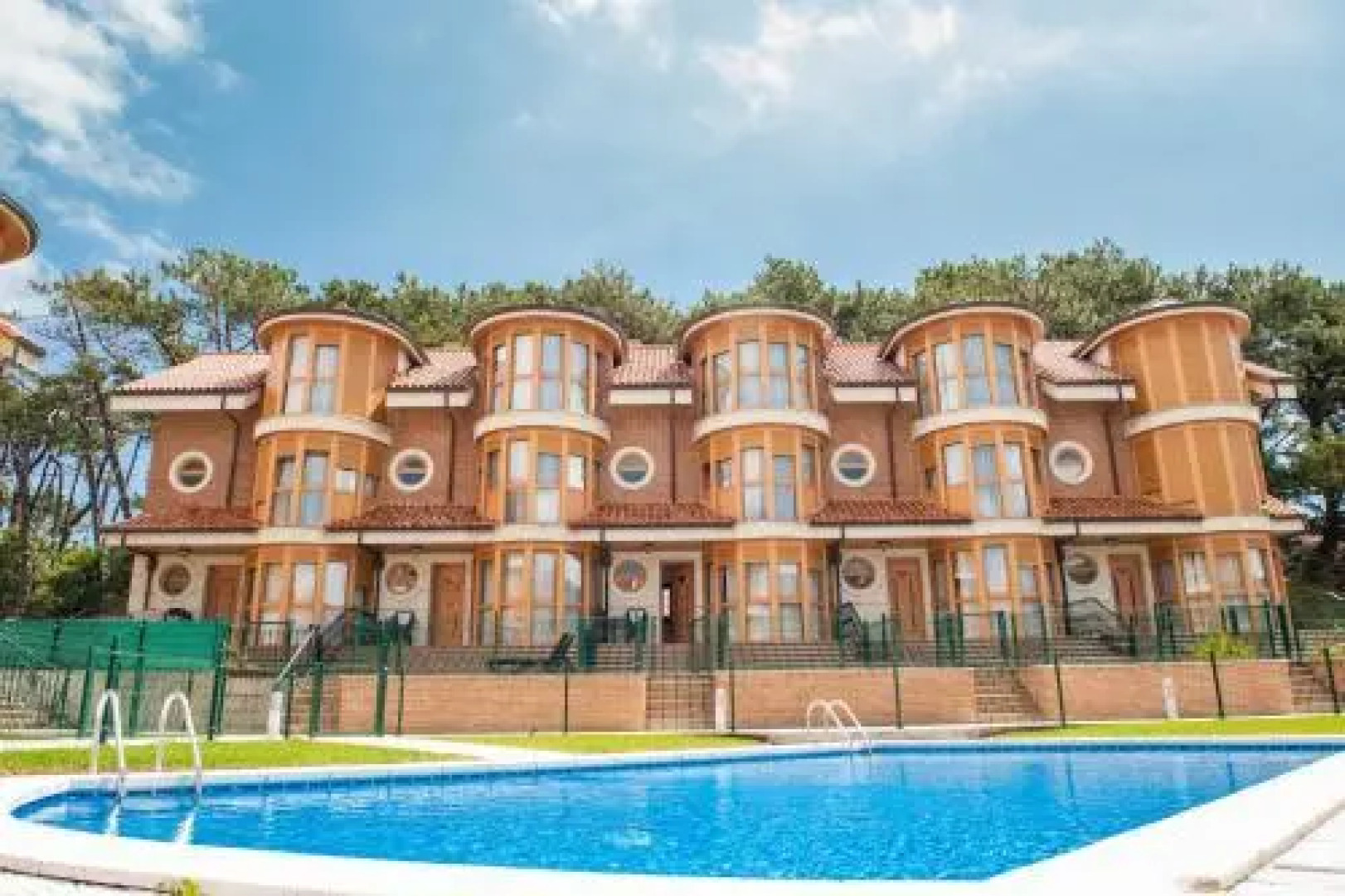 Apartamentos Torre Cristina