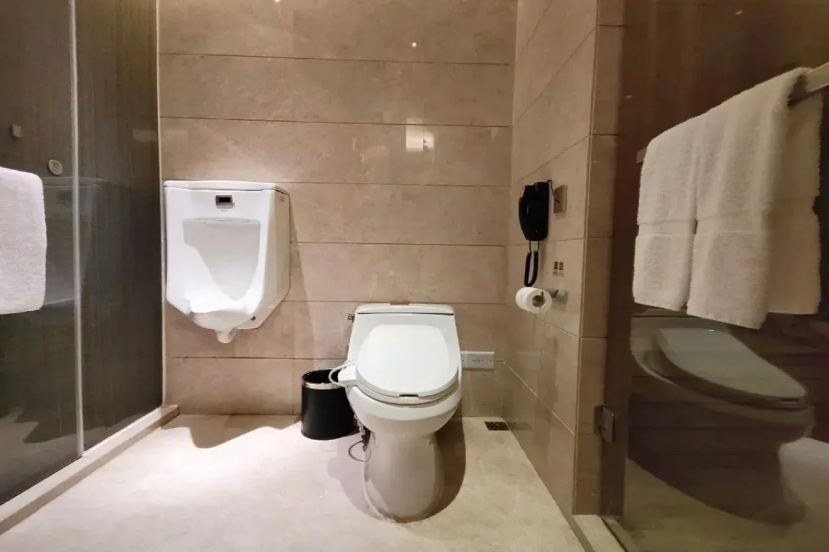 Yangzhong Firth Jinling Grand Hotel