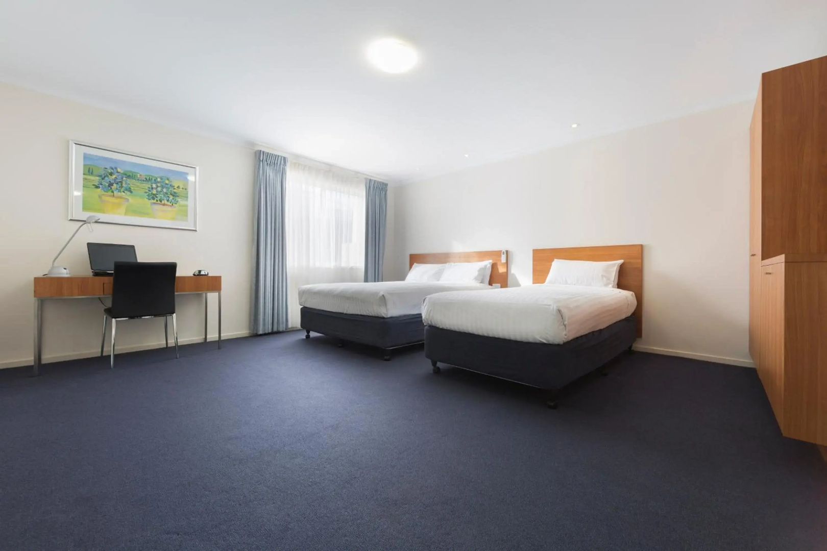 Ramada Encore by Wyndham Belconnen Canberra