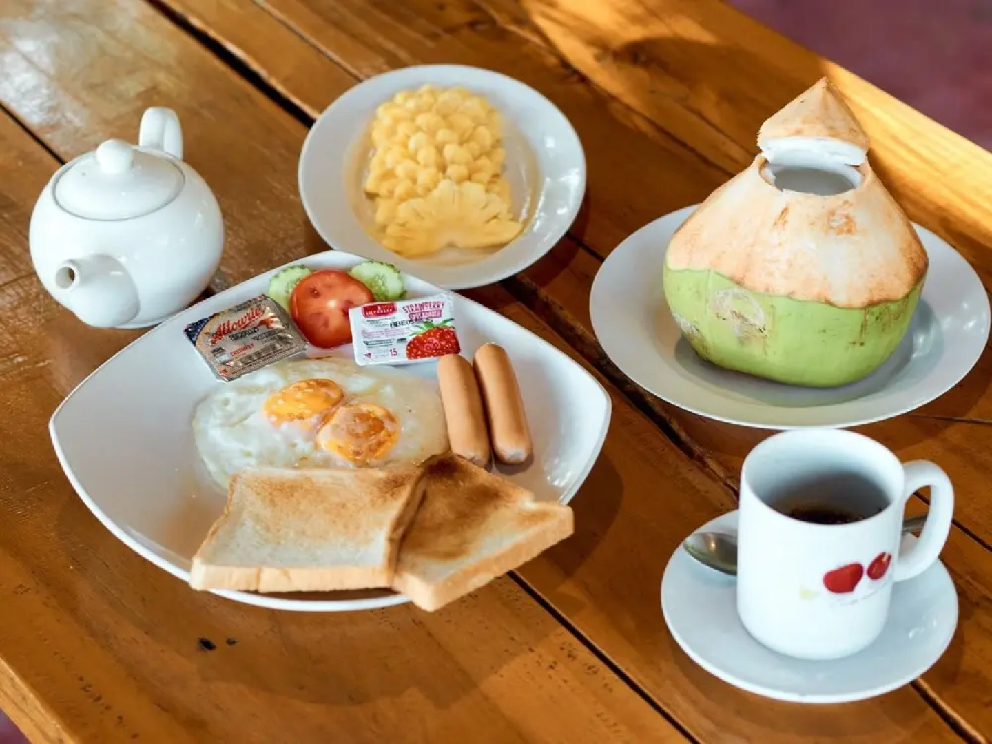 Sawasdee Lagoon Camping & Restaurant