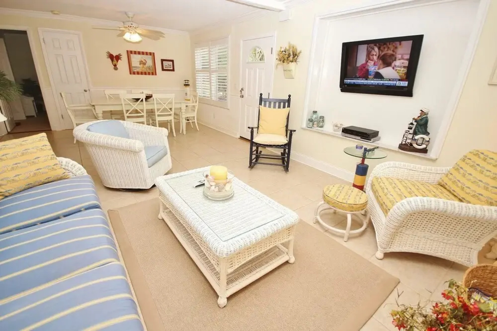 Seaside Hideaway Apartment 3