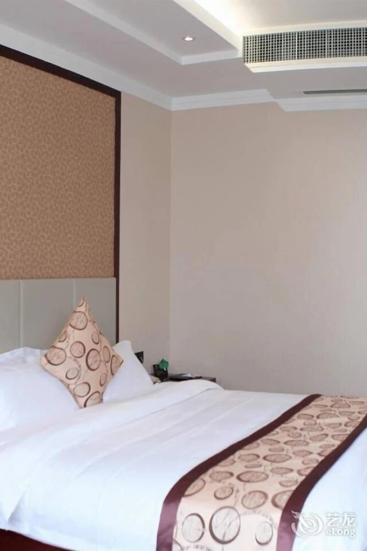 Wuhan Jiutong Haiyuan Hotel