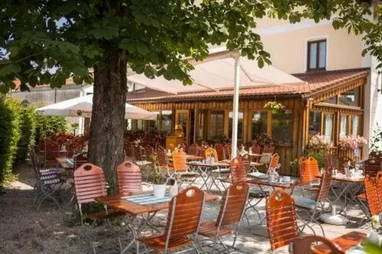 Alter Wirt Putzbrunn Hotel & Pension
