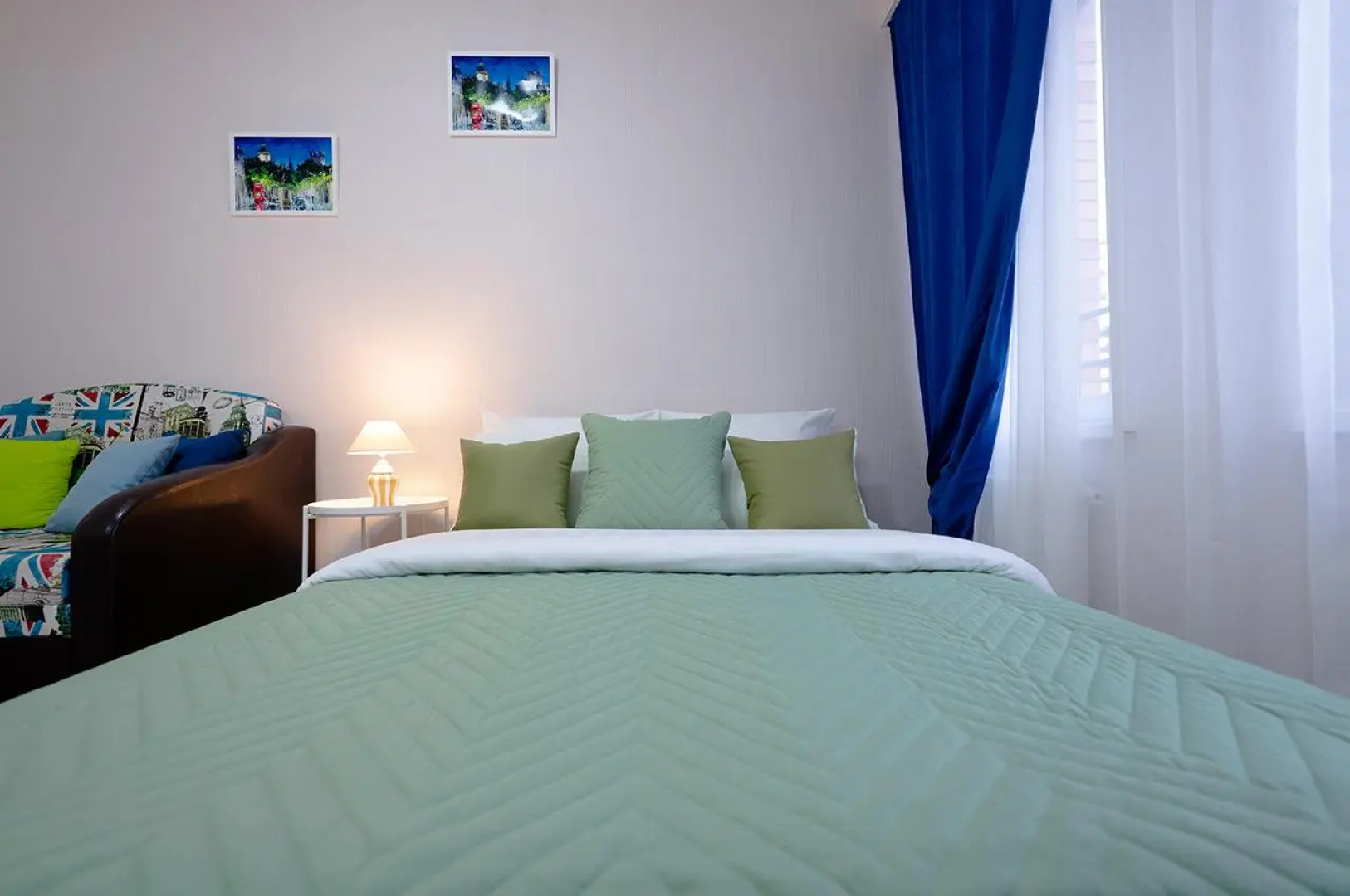 Пять звезд на улице Ленина 97