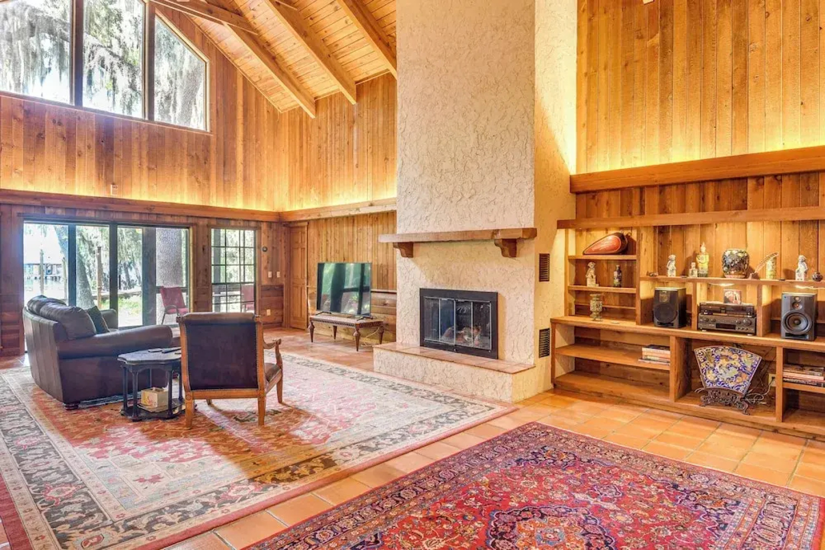 Little Lake George Hideaway w/ Furnished Boathouse