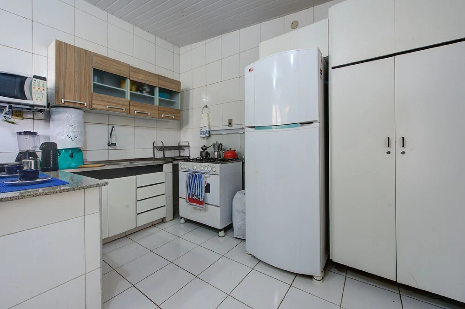 Casa com piscina privativa perto do mar