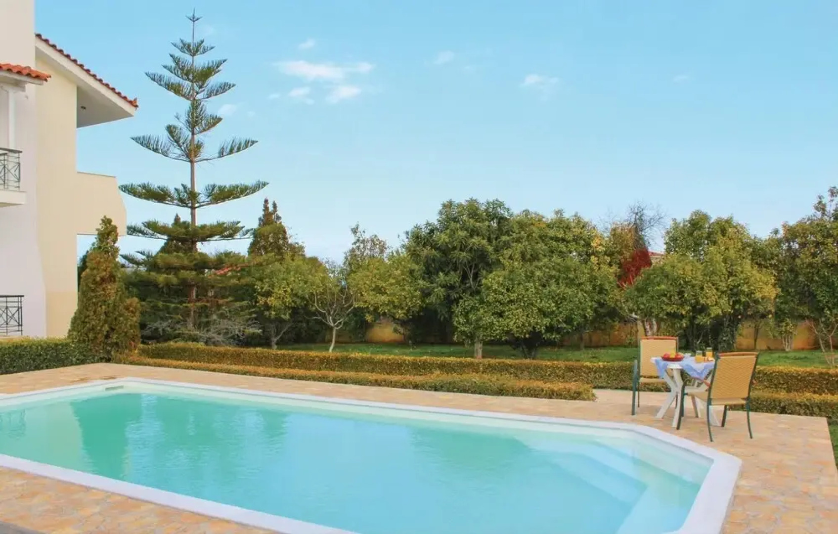 Beautiful Home in Xilokastro With 5 Bedrooms, Outdoor Swimming Pool and Swimming Pool