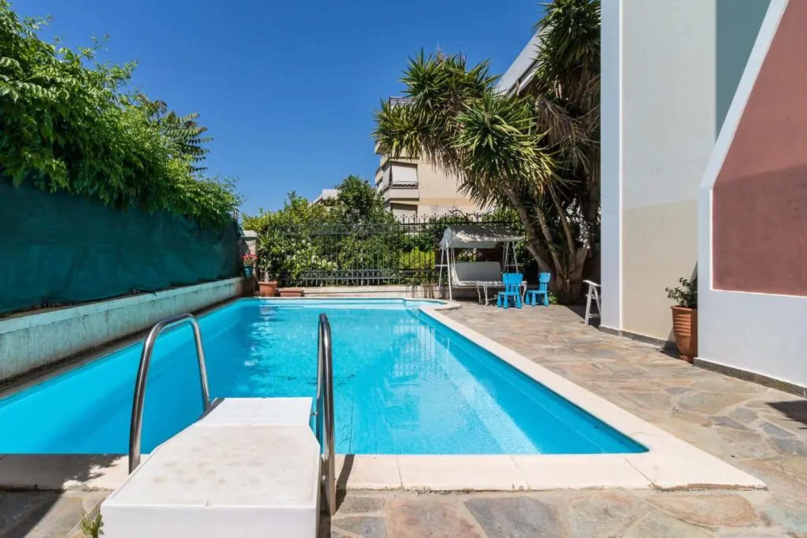 4 bdr Villa with Private Pool in Glyfada