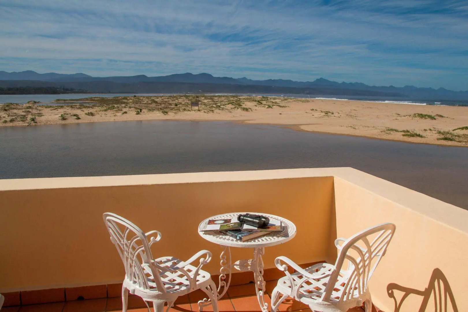 Milkwood Manor on Sea