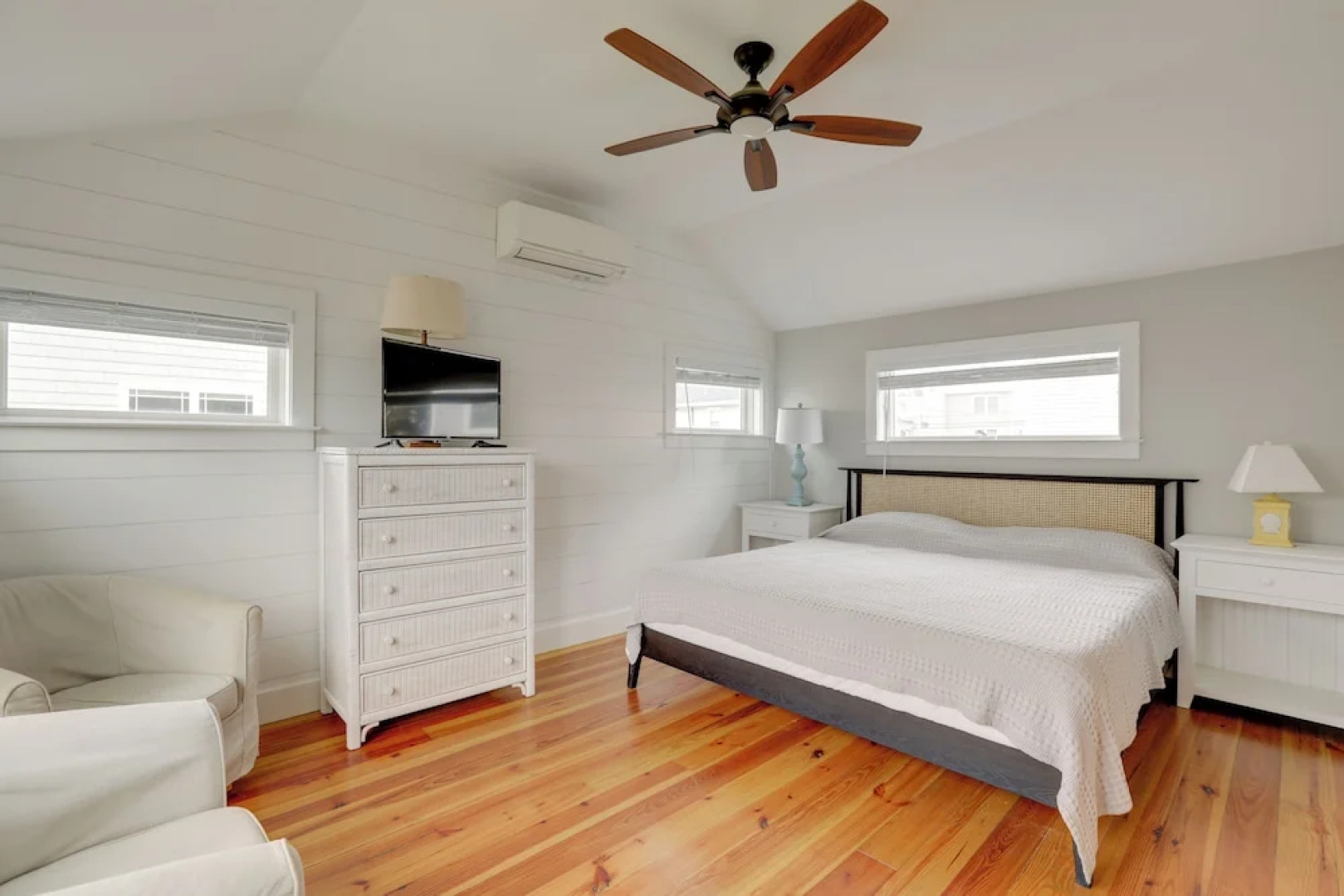 Walk to Sand & Fantasy Island: Beach Haven Getaway