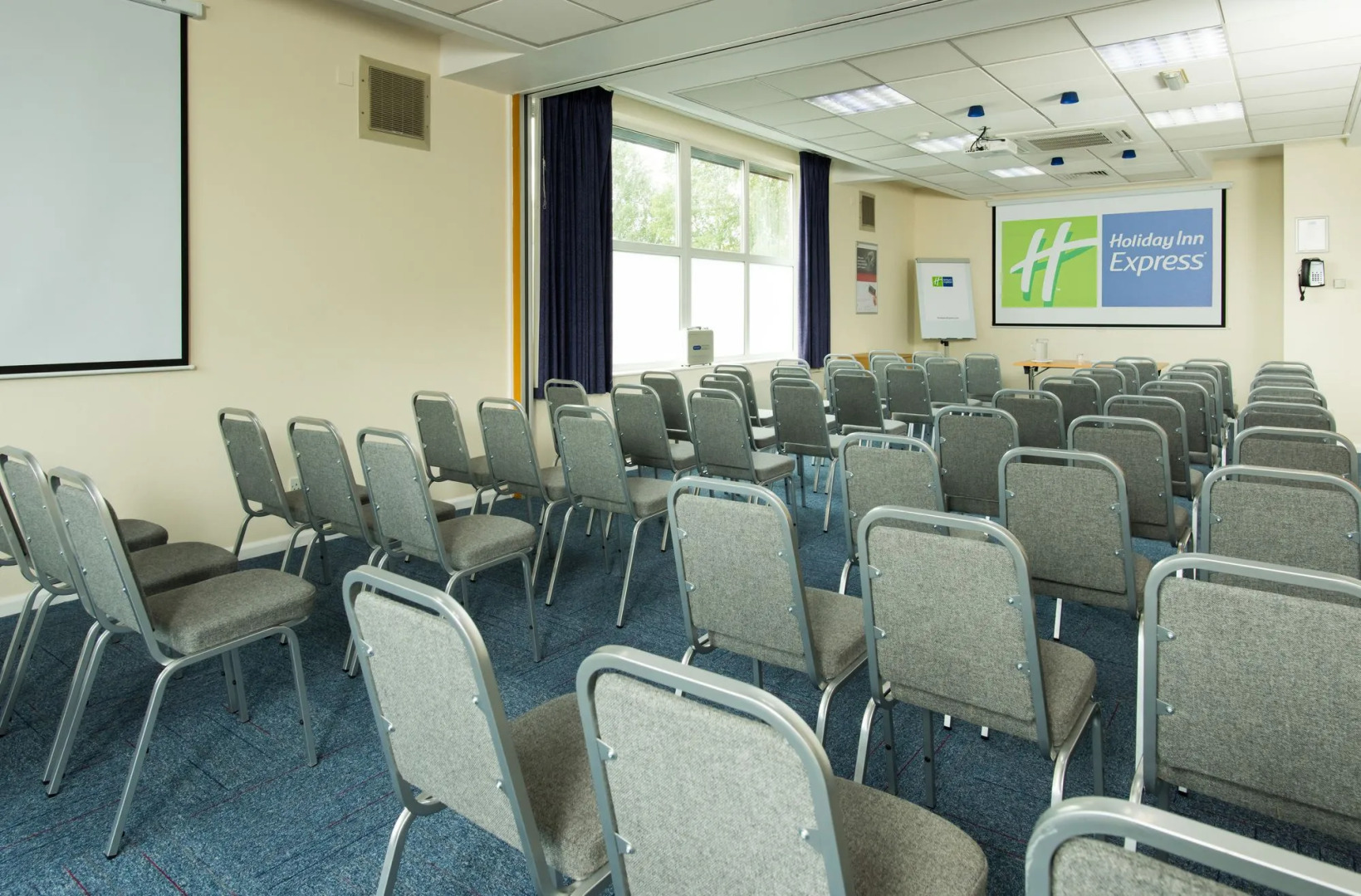 Holiday Inn Express Burton Upon Trent by IHG