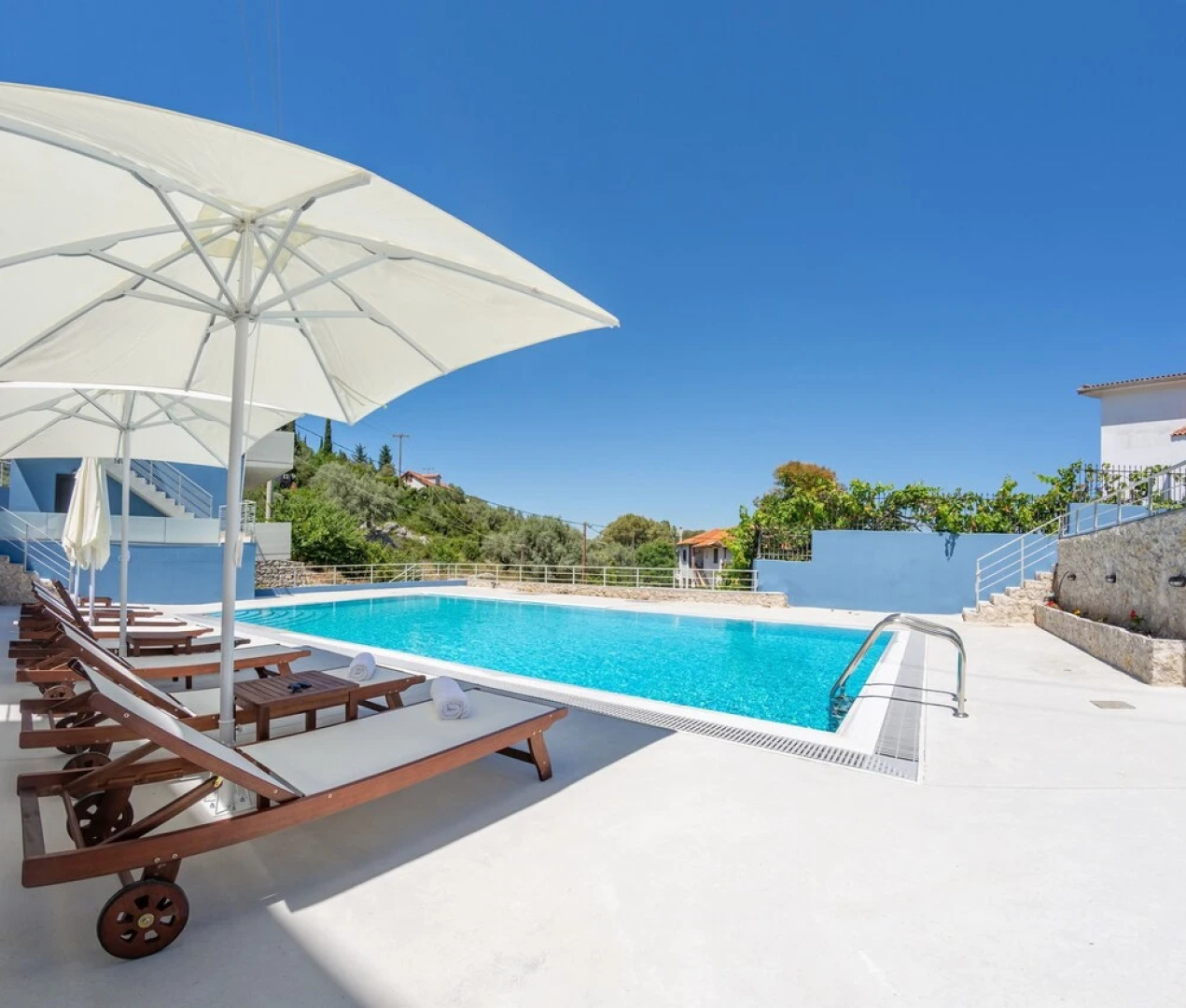 Blue Houses complex Nikiana