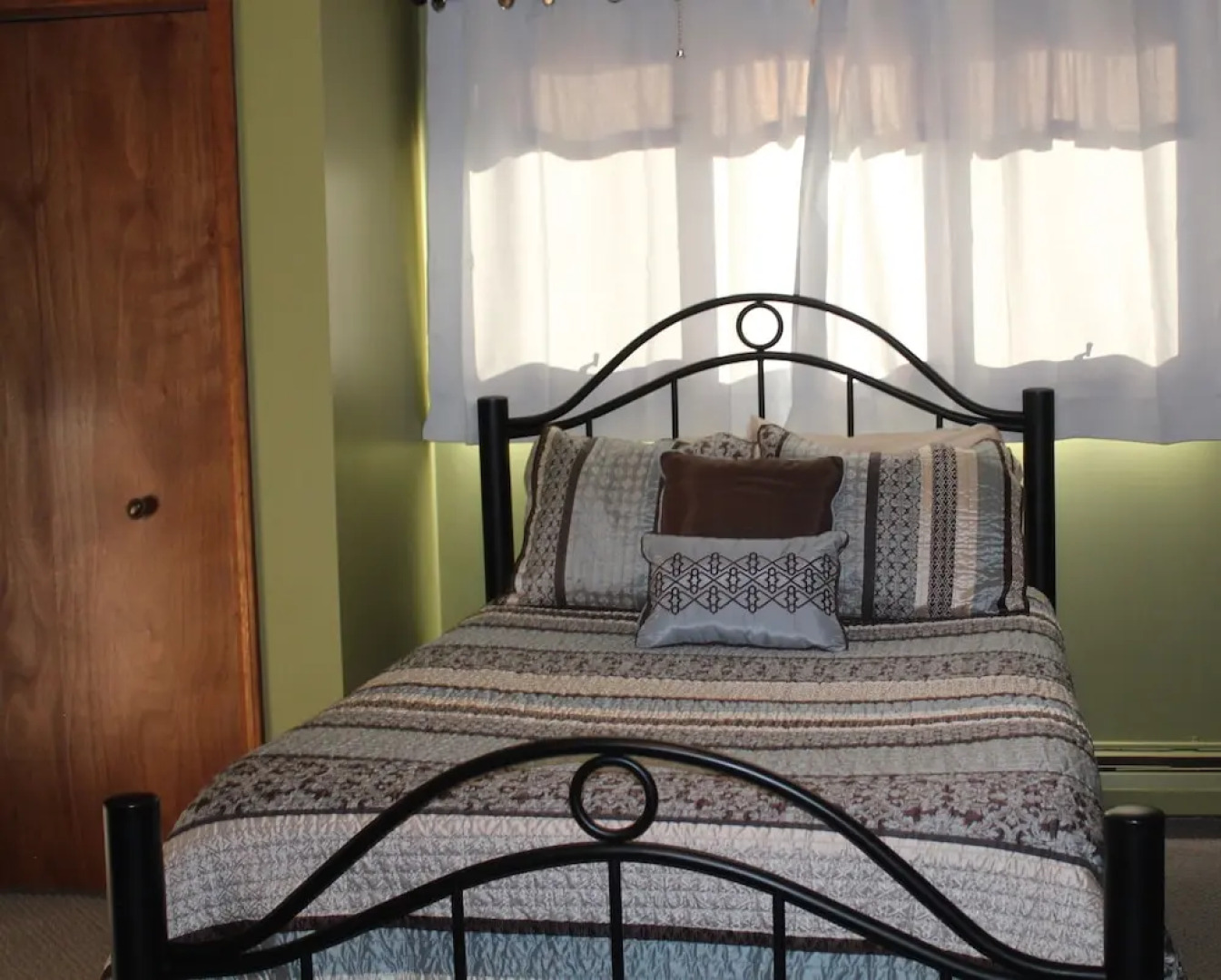 Nola's Onekama Hideout