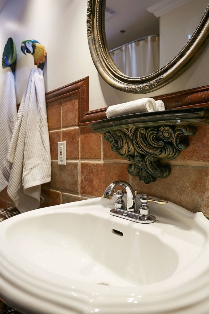 Waterfront Apartment 300742