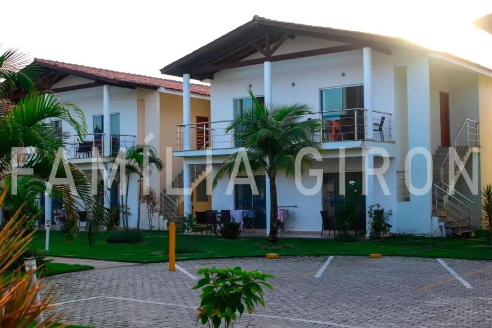 Flats a 100 mts da Praia