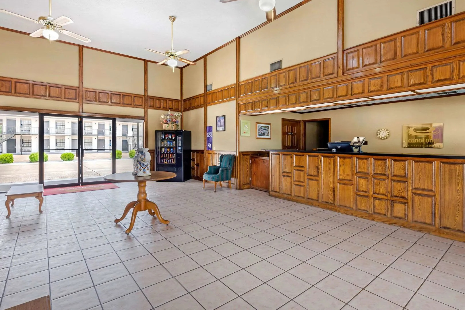 Red Roof Inn Nacogdoches