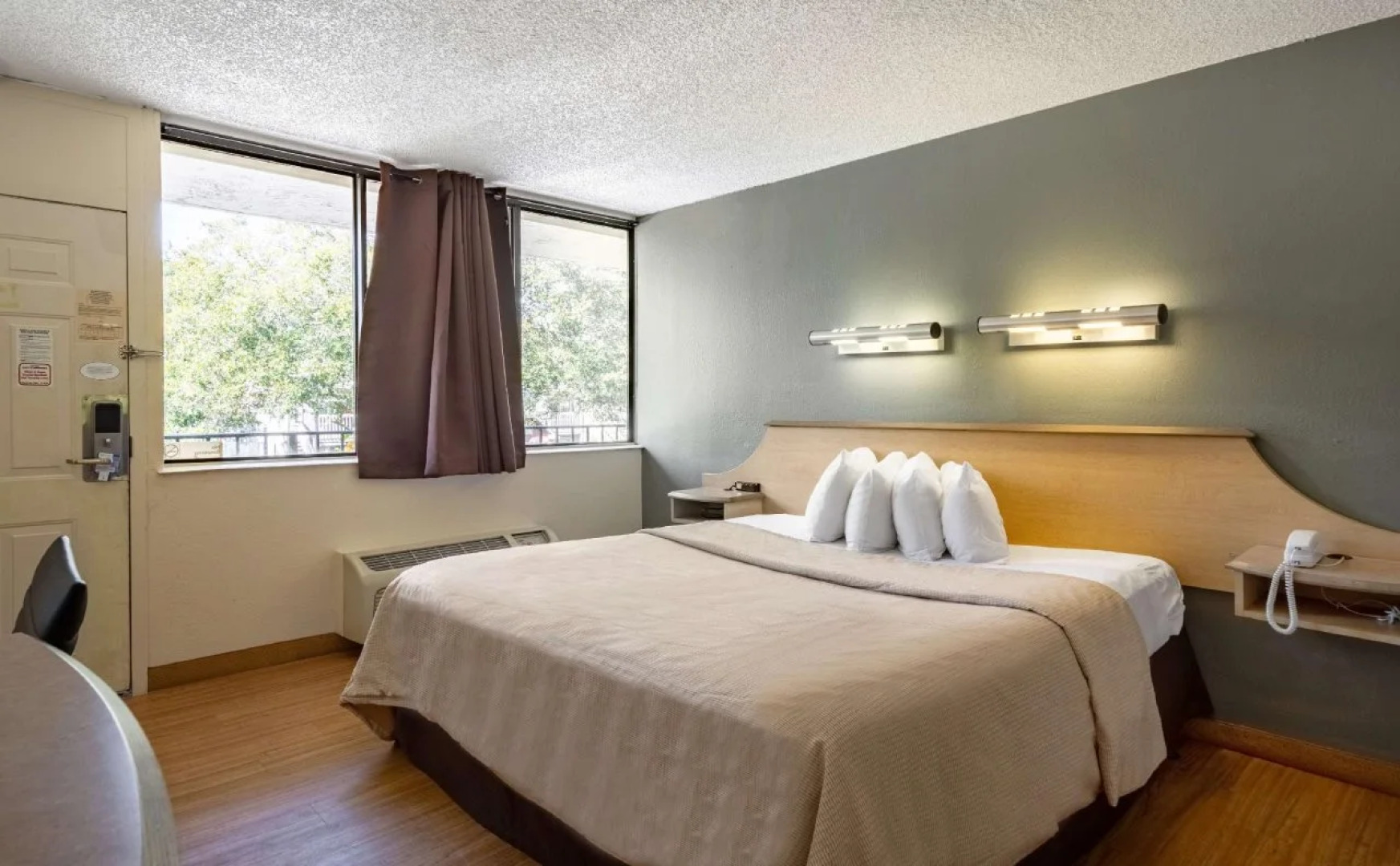 Knights Inn Palm Harbor Clearwater