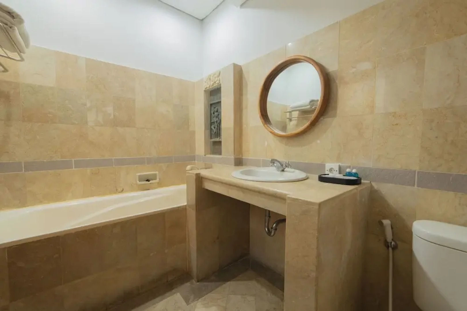 Nirmala Hotel & Bungalow Jimbaran