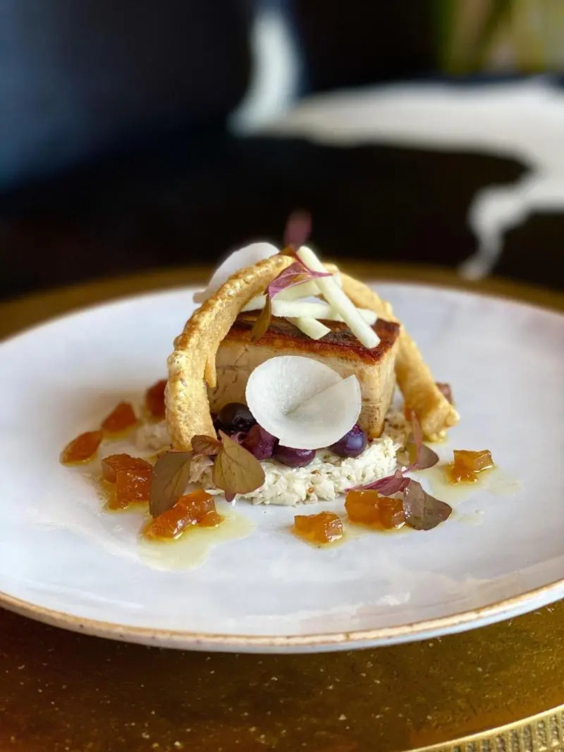 Point Waterfront Apartments