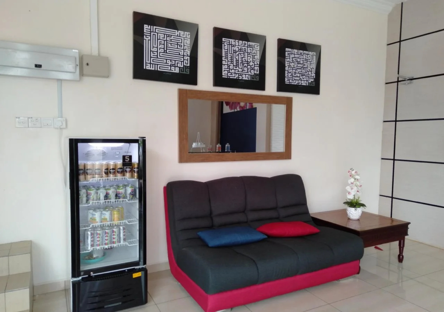 dR Rozmey Hotel