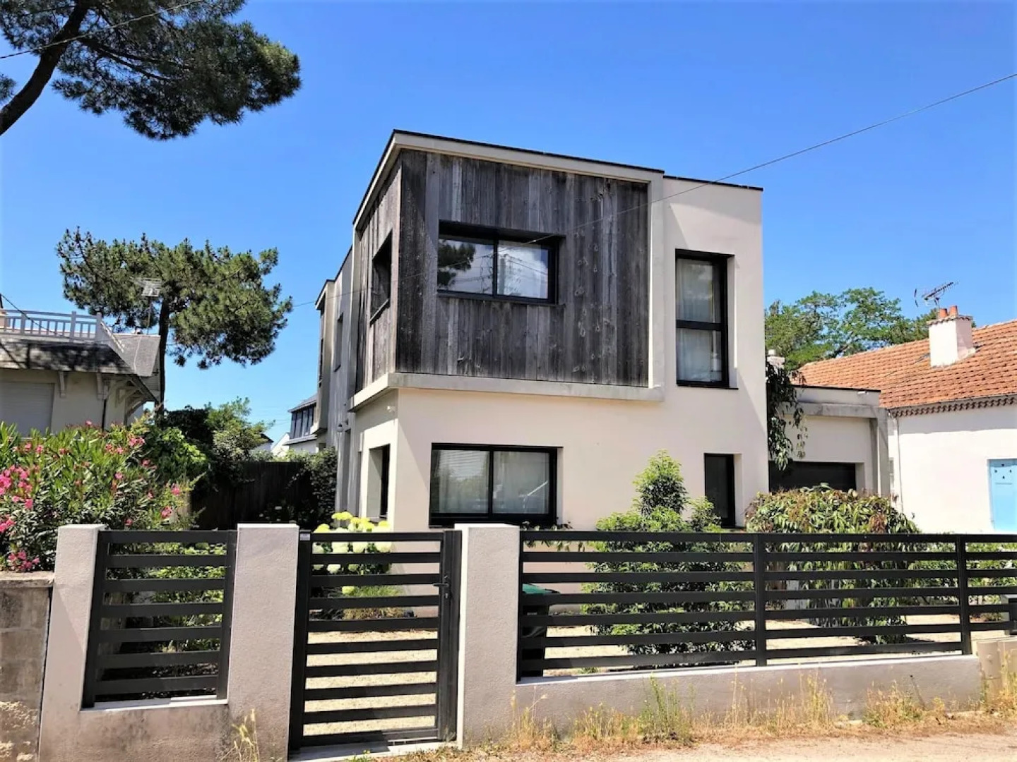 House With 4 Bedrooms in La Baule-escoublac, With Enclosed Garden and