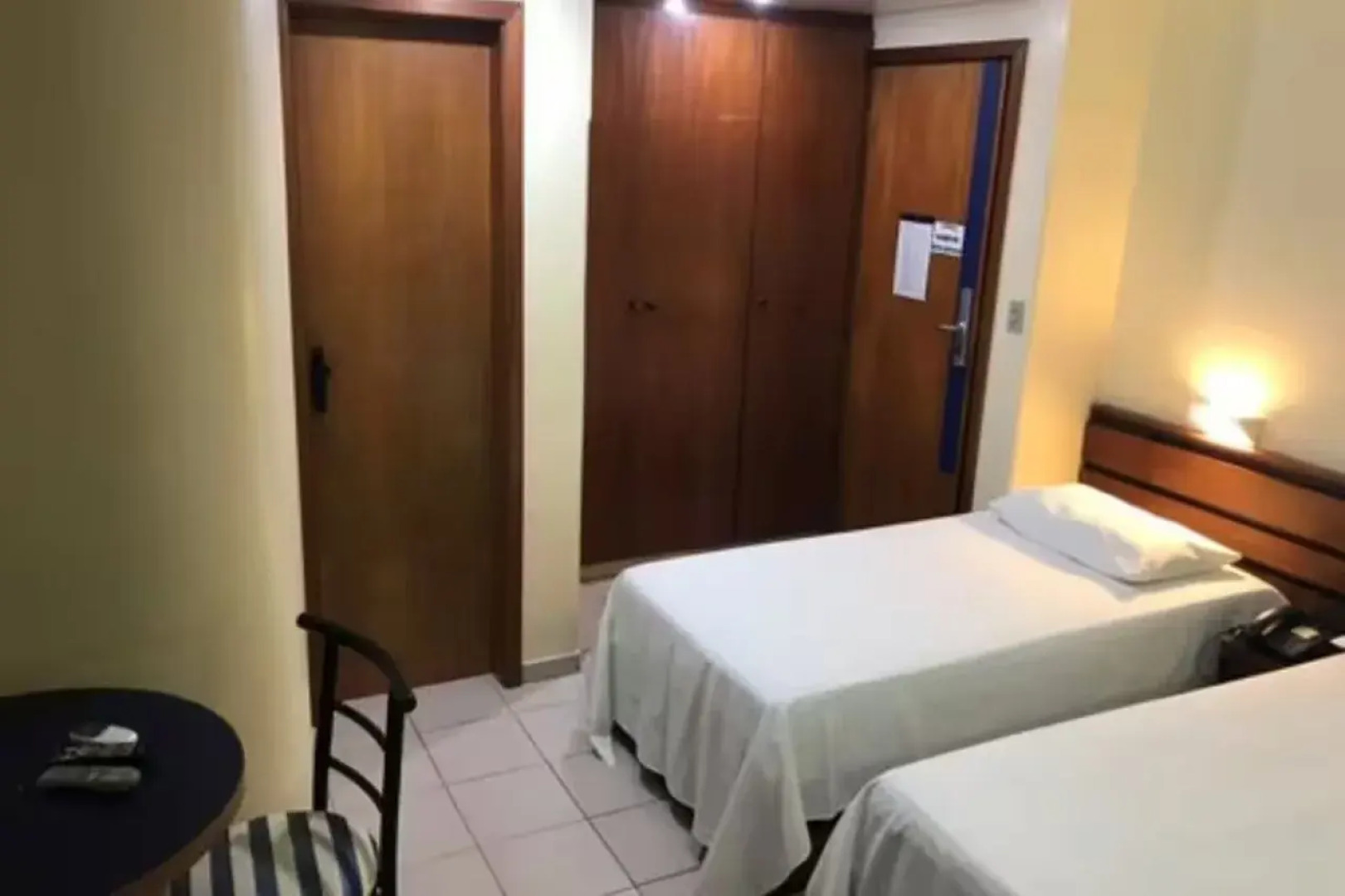 Oft Plaza Oeste Hotel