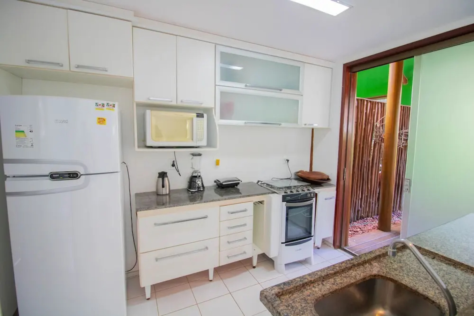 IT02 Bangalo 2 Suites em Itacimirim