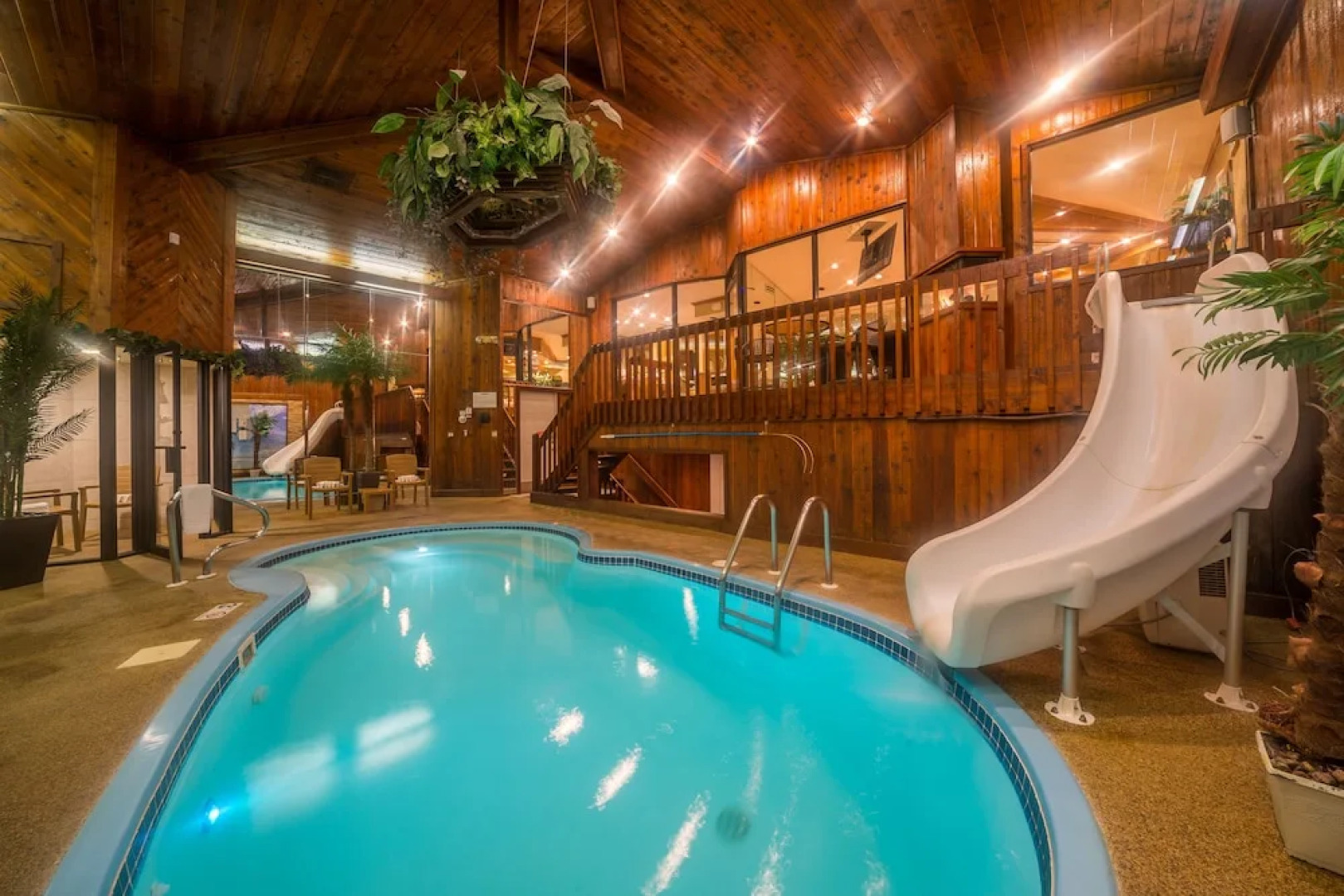 Sybaris Pool Suites Mequon