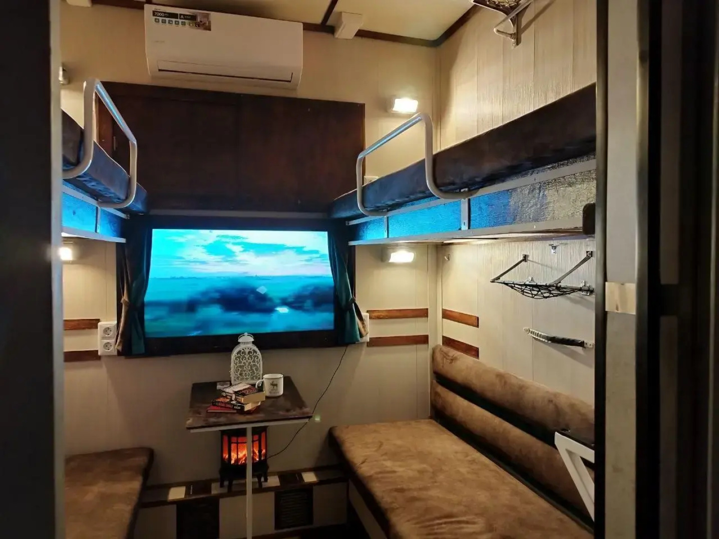 Тематический дом-поезд Гномбург