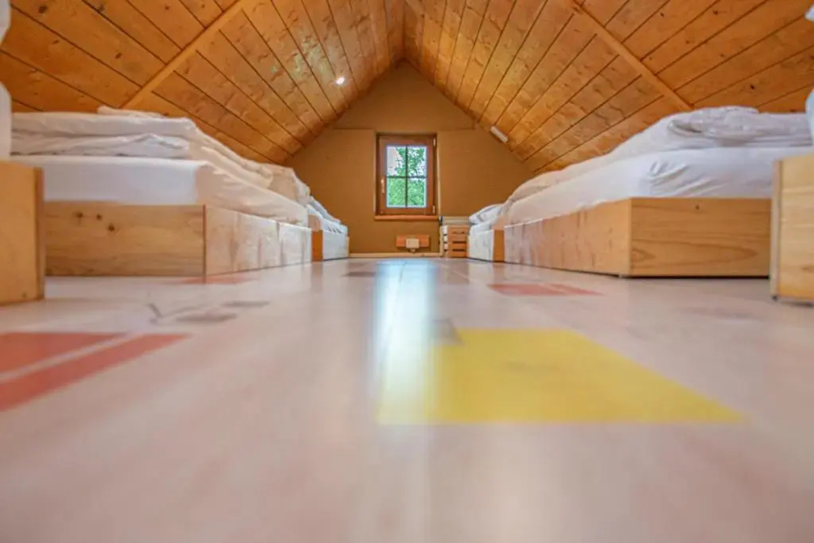 youth hostel arsviva