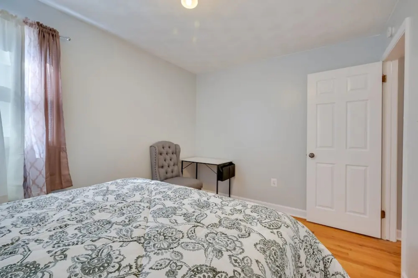 Deck & Grill: Convenient Home in Hummelstown