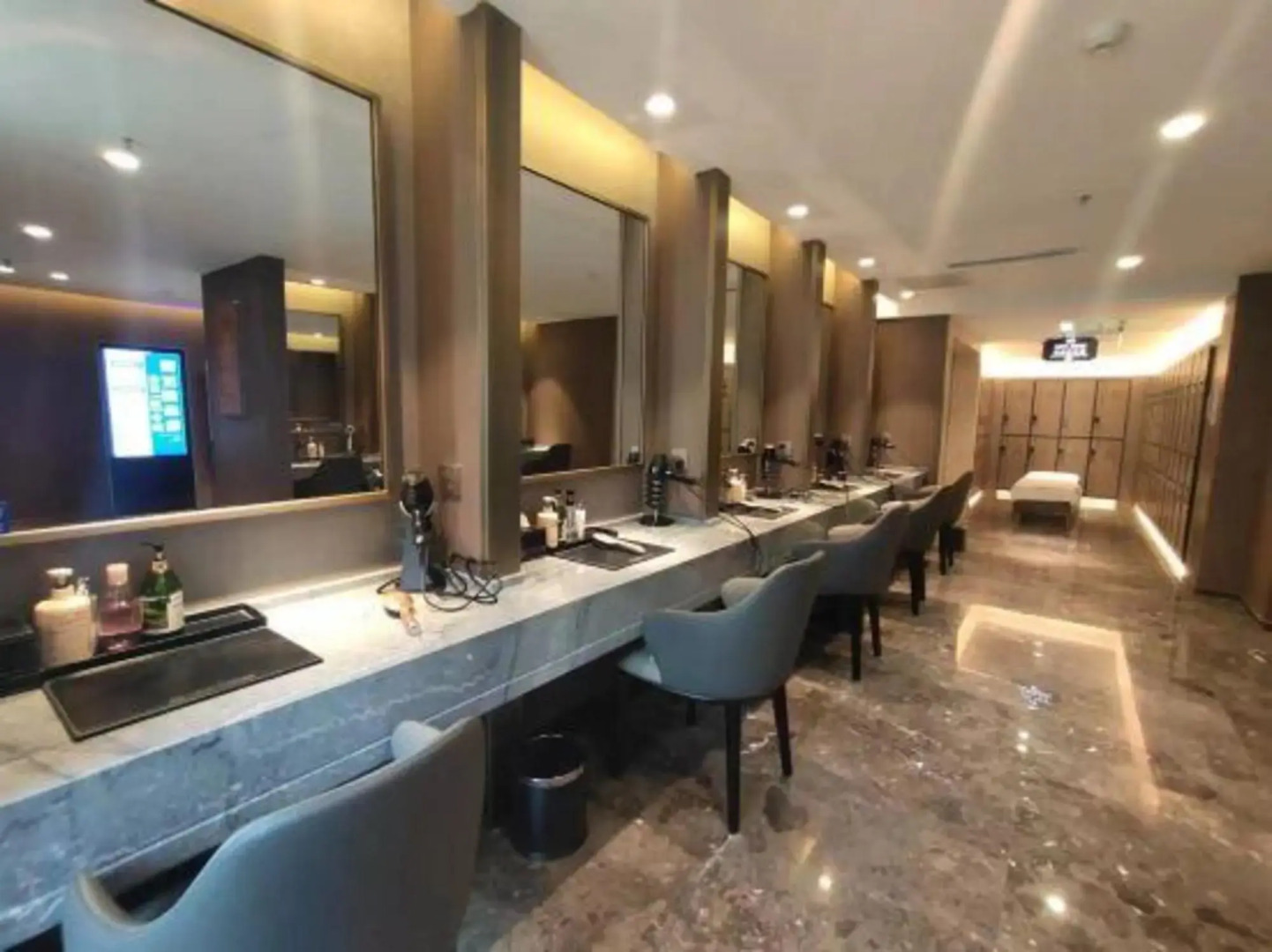 Wanda Ruijing Hannashan Hot Spring Hotel