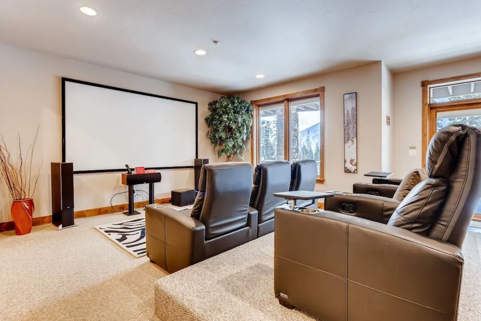 Opulent Breck Haven: Theater, Hot Tub, Billiards 7 Bedroom Home