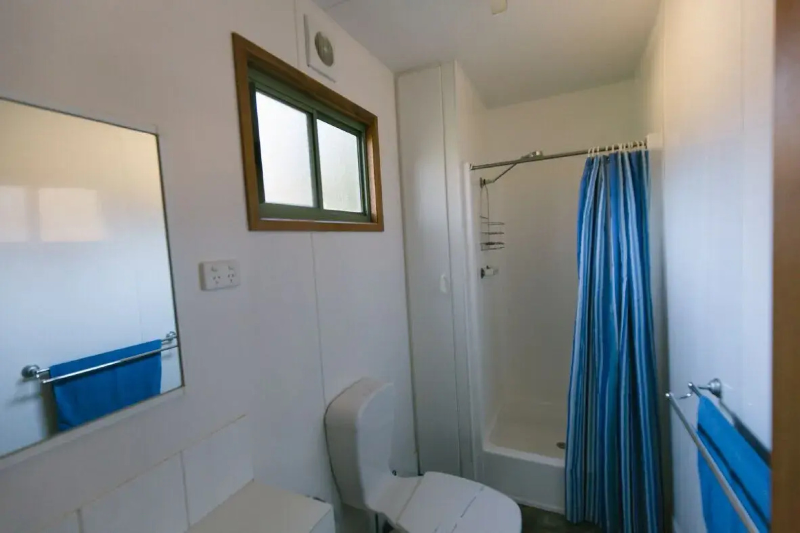 Wonboyn Cabins & Caravan Park