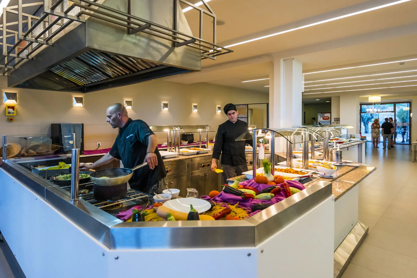 Lagomandra Hotel and Spa