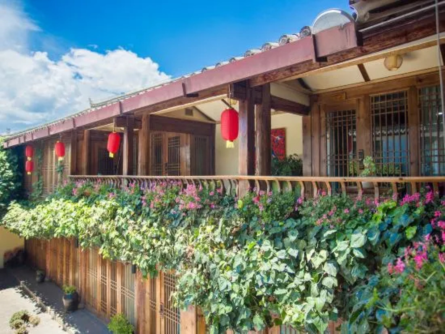 Lijiang Yi Lan Water Atrium Boutique Inn