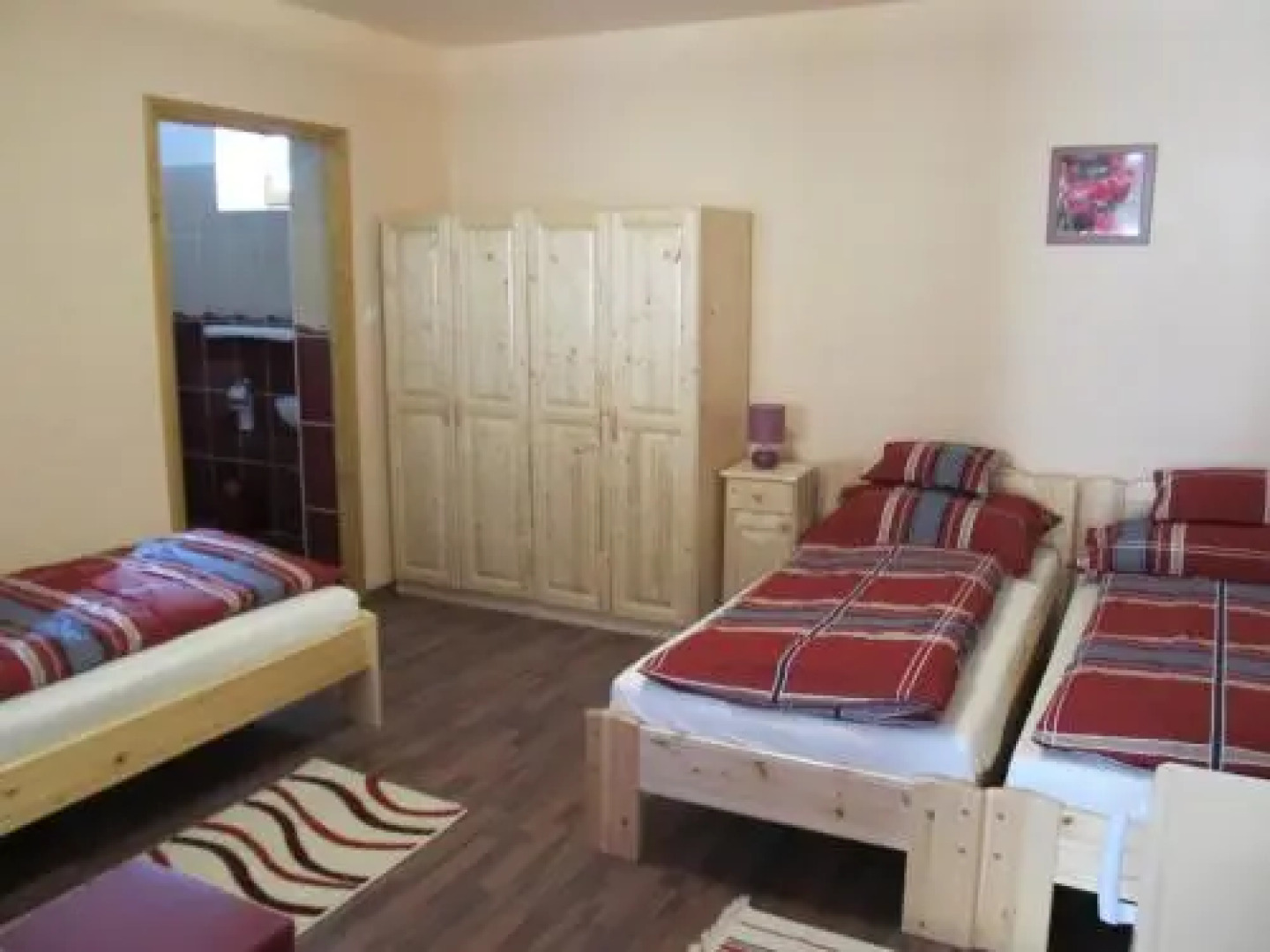 Tavi Fészek Vendégház