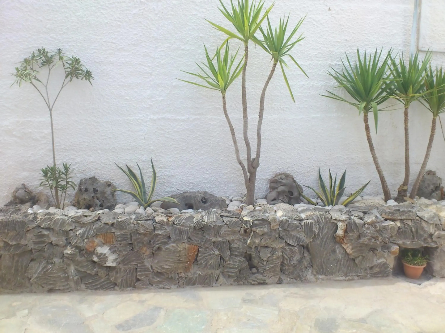 Viaros Hotel Apartments