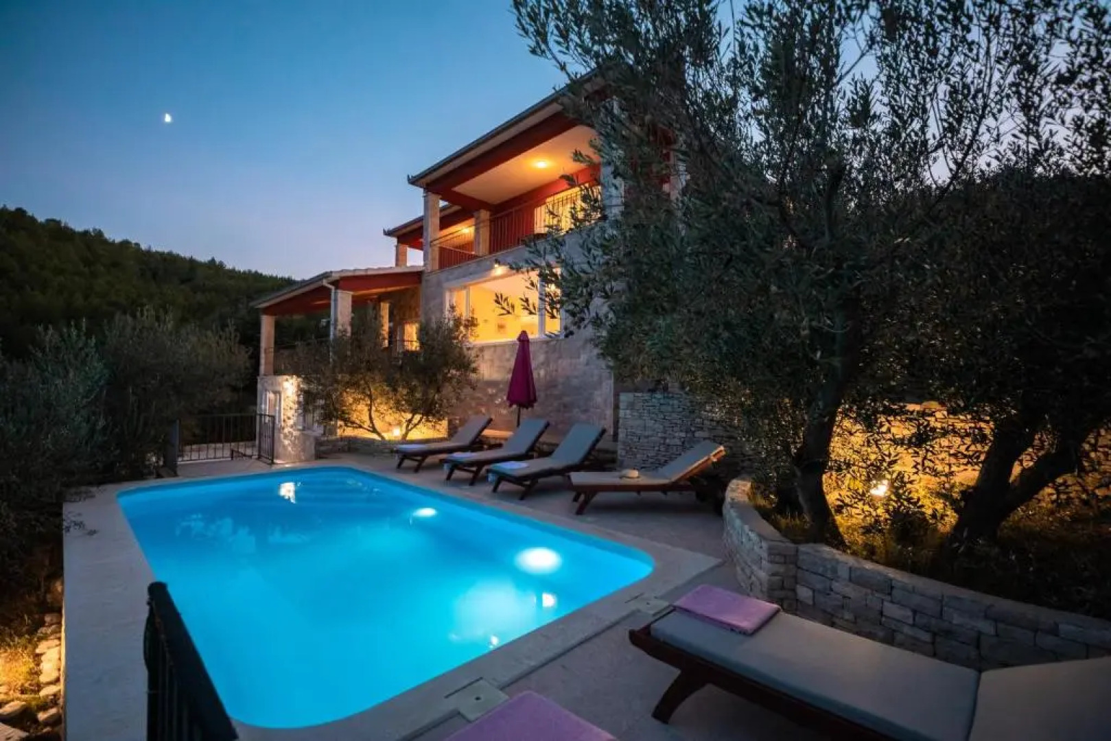 Luxury Villa Stairway to Heaven with Pool