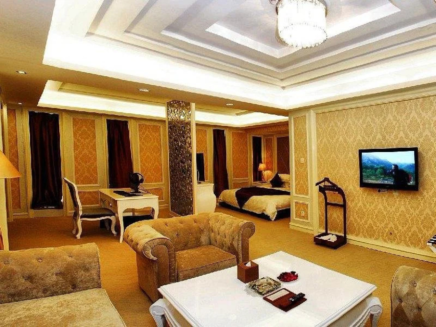 Horizon Garden Hotel