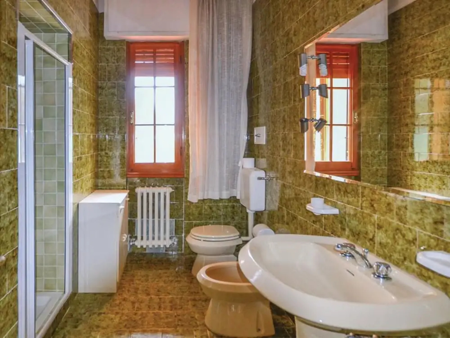 Lavish Holiday Home in Subbiano Arezzo With Swimming Pool