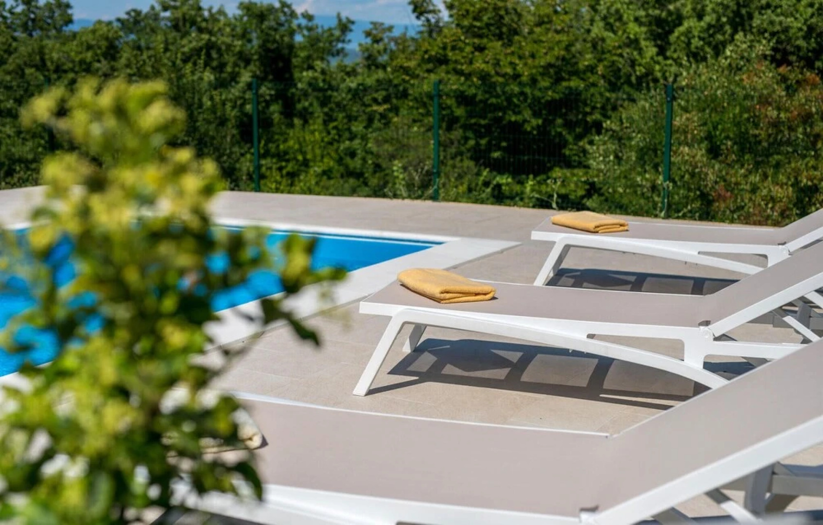 Beautiful Home in Vrh With Outdoor Swimming Pool, Wifi and 3 Bedrooms