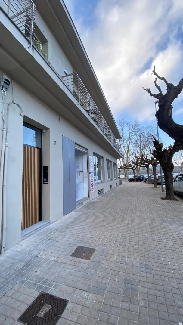 JASALPI único apartamento delante del Lago de Banyoles