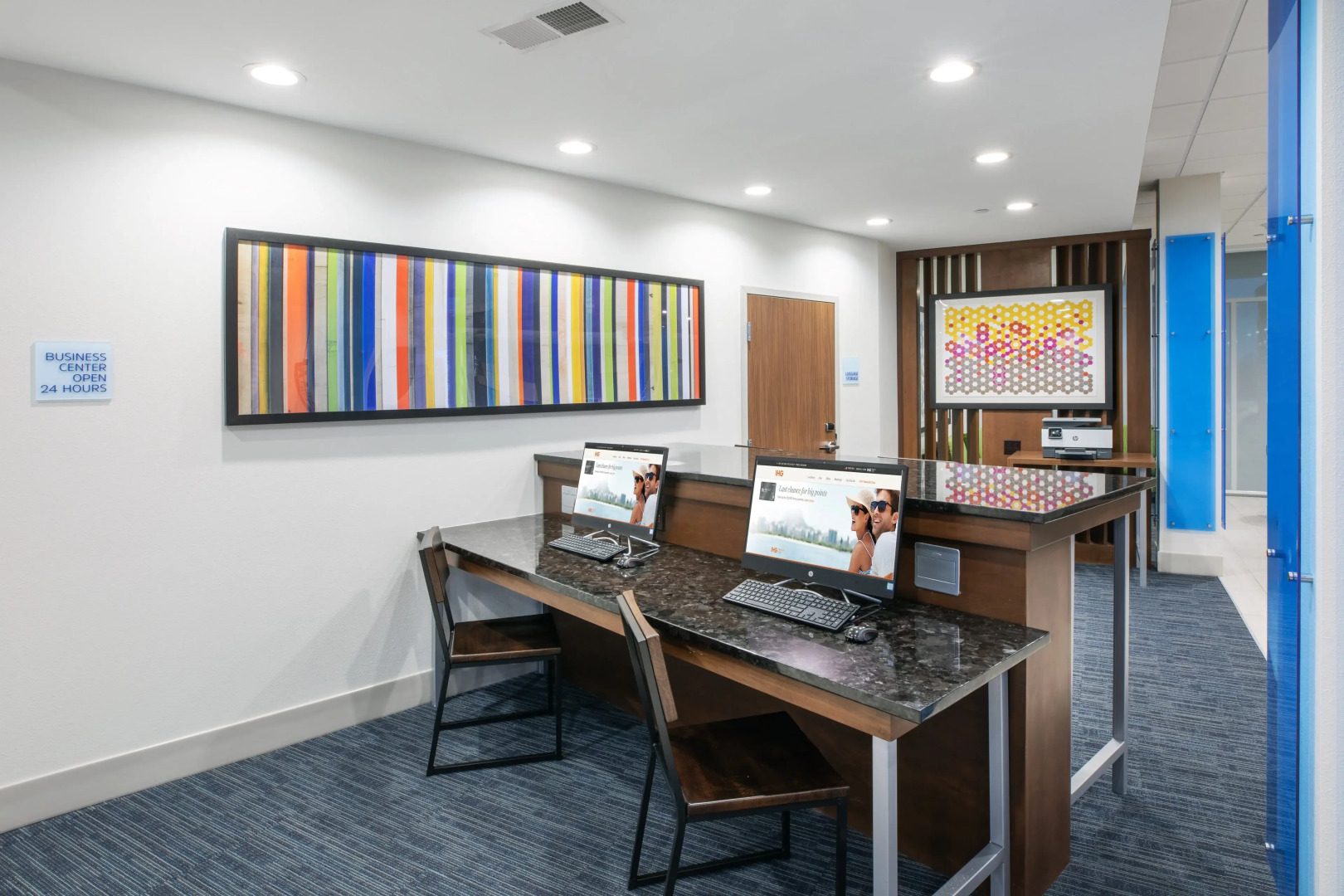 Holiday Inn Exp Stes Purcell by IHG