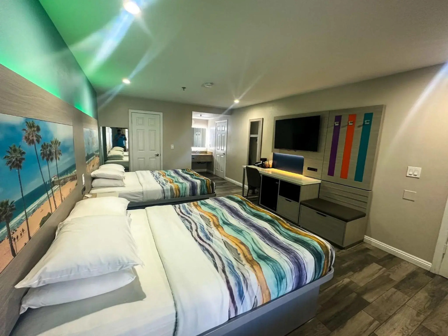 The Wave Manhattan Beach