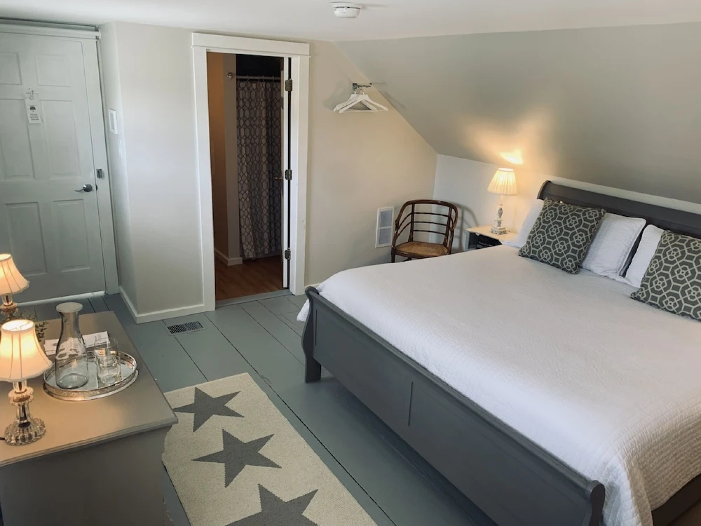 The Orchard House: Inn, Ice Cream, Cafe