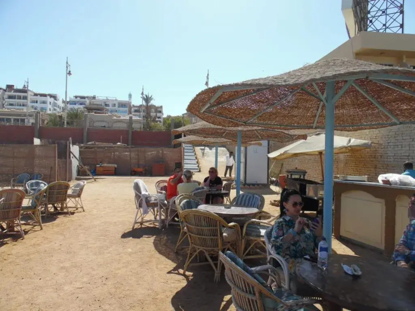 Dexon – Roma Hotel